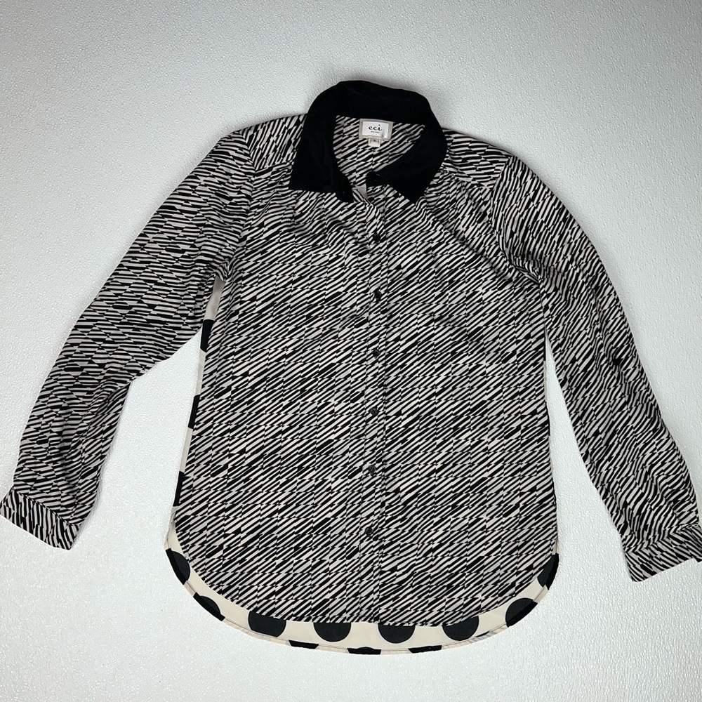 ECI New York Women's Button Down Shirt Roll-Tab Sleeve Black/Beige Size S